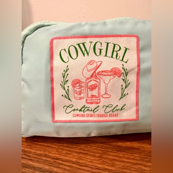 ⭐️NEW⭐️Lululemon🩵Cowgirl Cocktail Club Belt Bag Light Blue w Western Patch🤠 - Picture 10 of 15